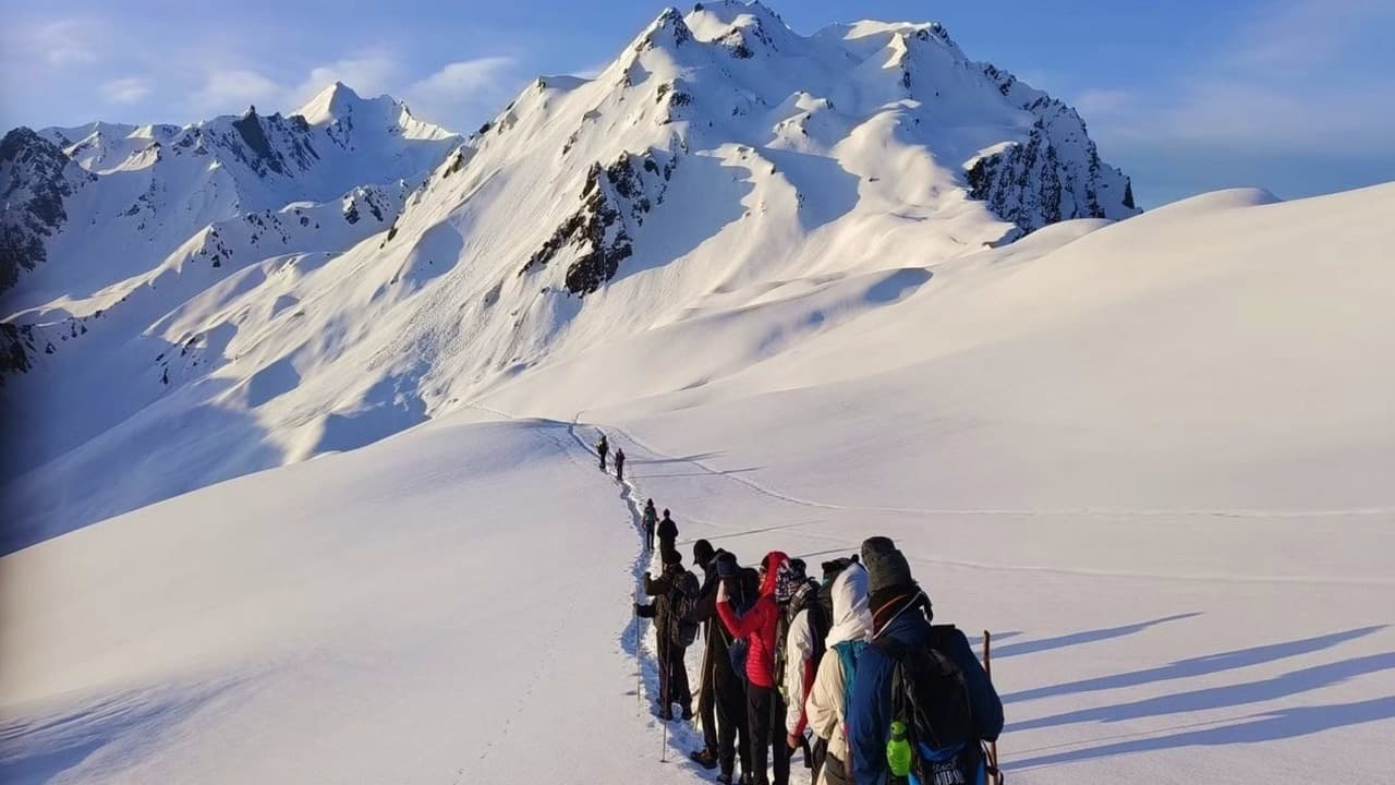 Sar Pass Trek